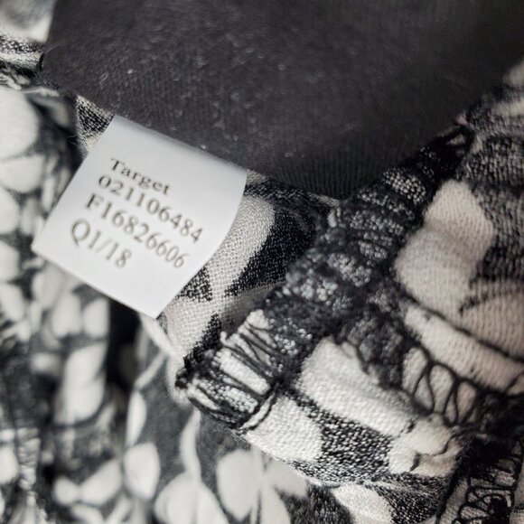 NWT Who What Wear Tossed Cloverbud Black and White Print 3/4 Sleeve Romper 4X - Picture 11 of 13